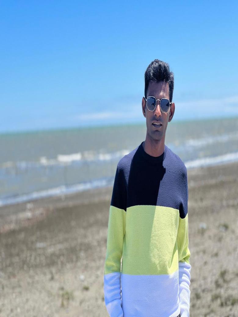 Header1